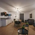 Spacious Apt On The Grands Boulevards